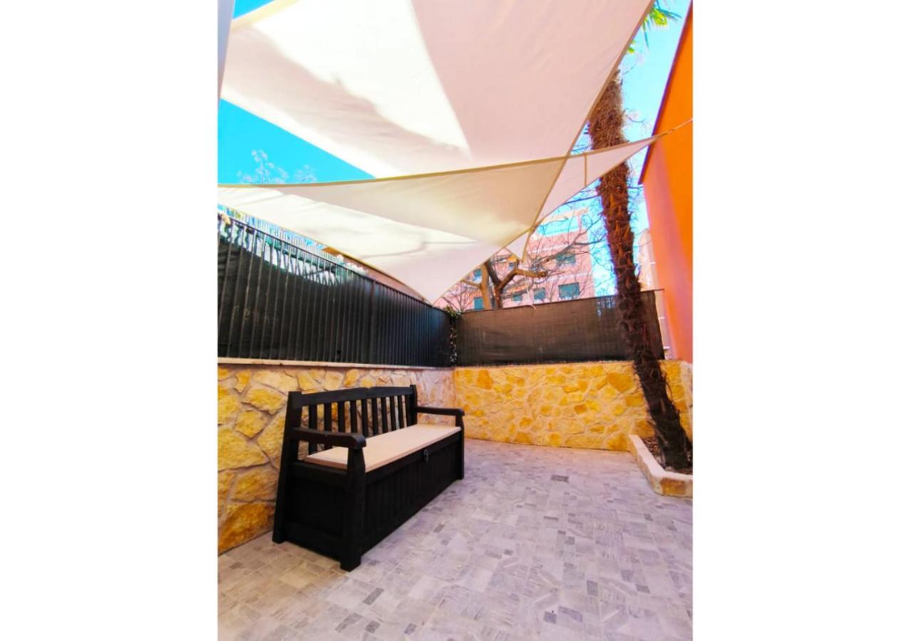 Апартаменты La Palmetta - Vicino Metro A Рим Экстерьер фото